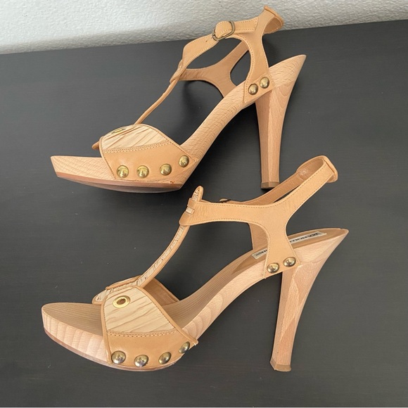 EUC Manolo Blahnik Azores Wooden Heeled Sandals - Picture 6 of 12